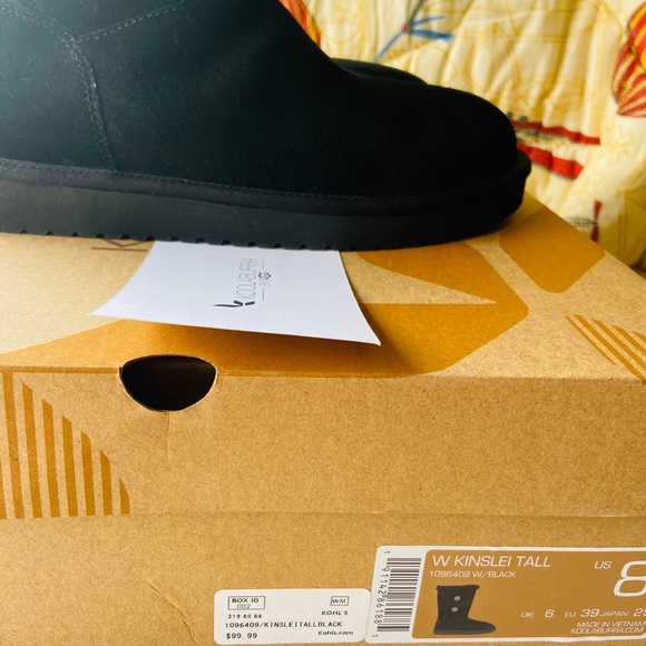 koolaburra by UGG boots - Picture 4 of 4